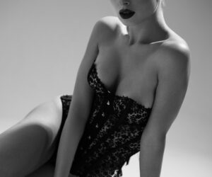 SHIKKOSAAktuell bei Anna Dessous  1